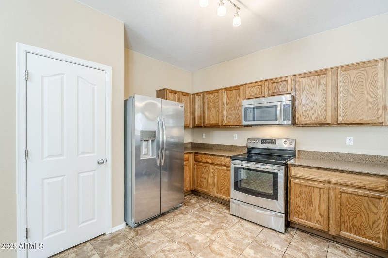 18-web-or-mls-Elm-18