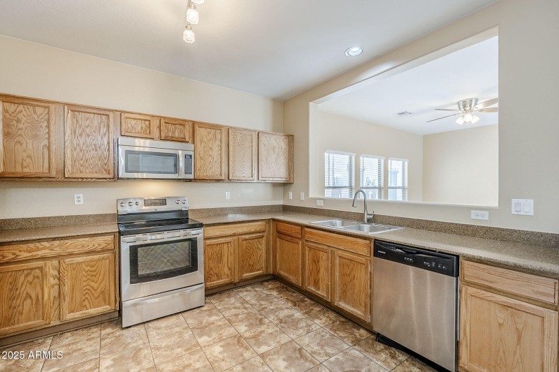 17-web-or-mls-Elm-17