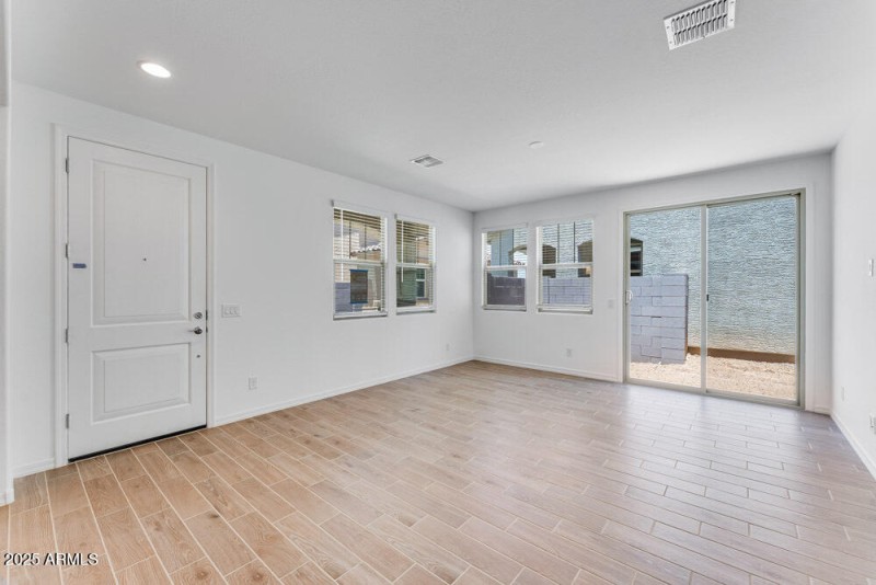 hj-az-phoenix-parkside-villas-cc3-lot-34