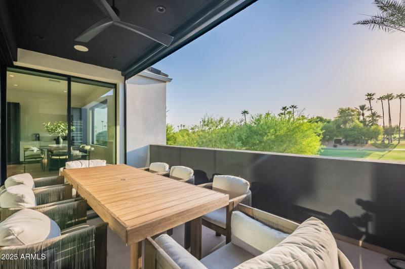 010_2nd Level Balcony