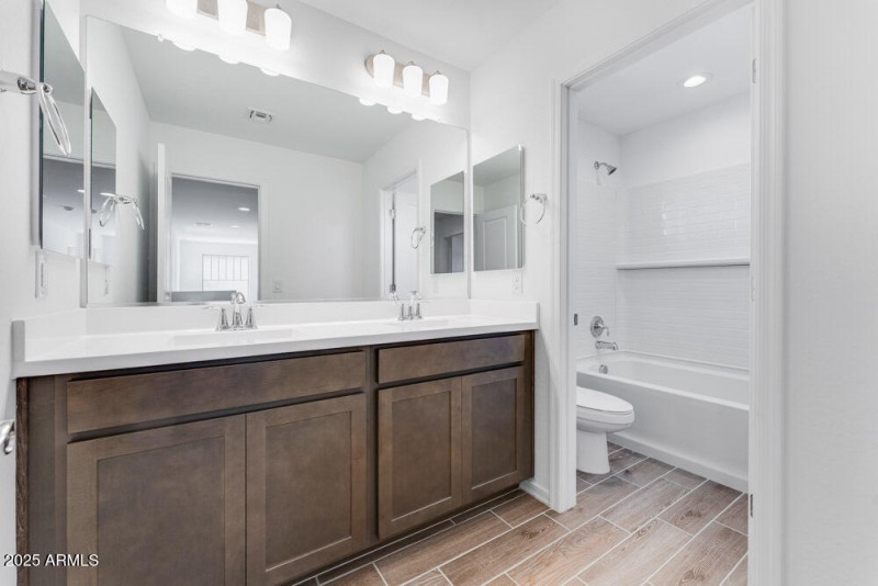 hj-az-phoenix-parkside-villas-cc3-lot-34