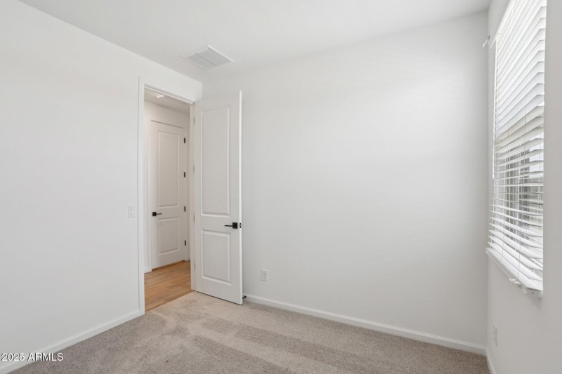 20-web-or-mls-La Senda Dr W-S0307-020