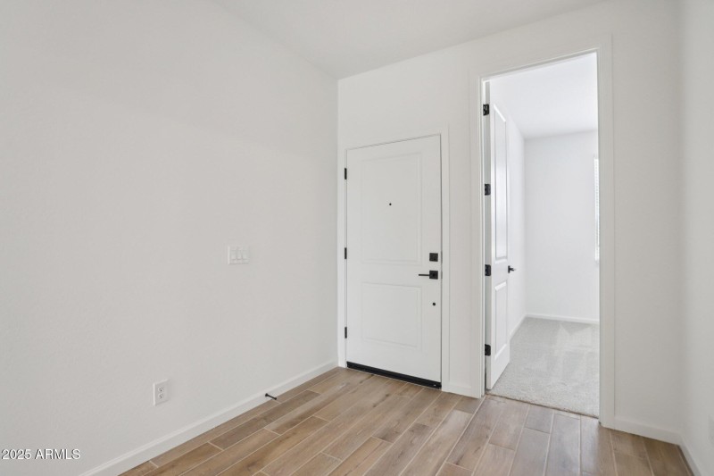 31-web-or-mls-La Senda Dr W-S0307-031