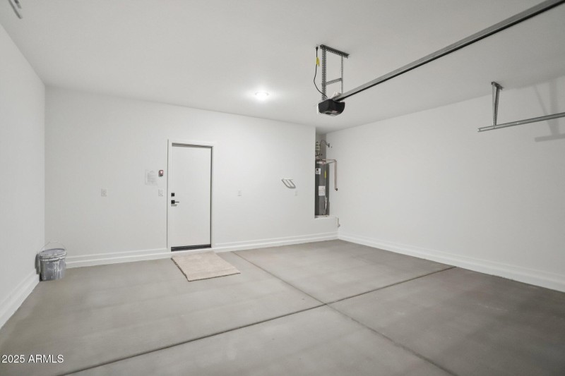 33-web-or-mls-La Senda Dr W-S0307-033