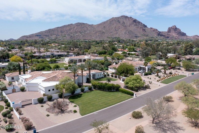 Camelback Views