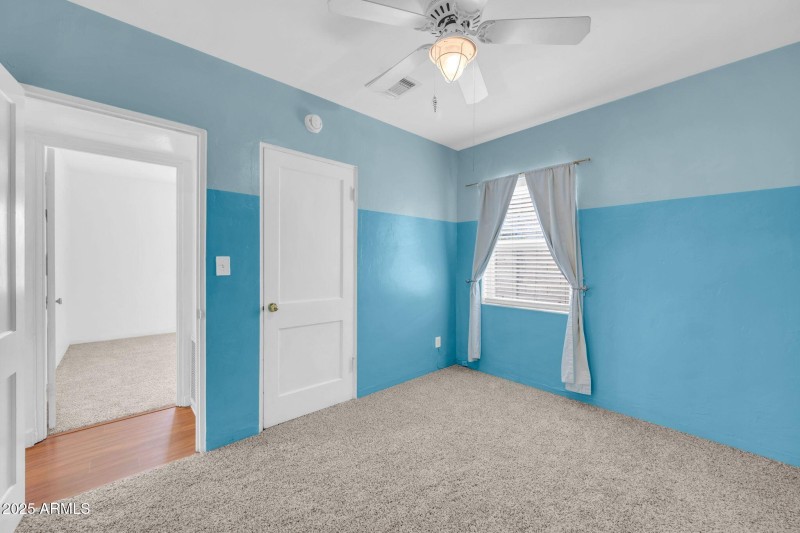 2242 E Harvard St-24