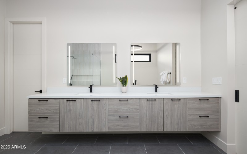 PropertyImageCo_13697N88thPl_WEB_14