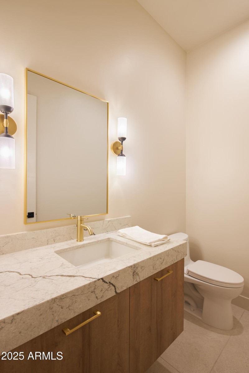 PropertyImageCo_13697N88thPl_WEB_56