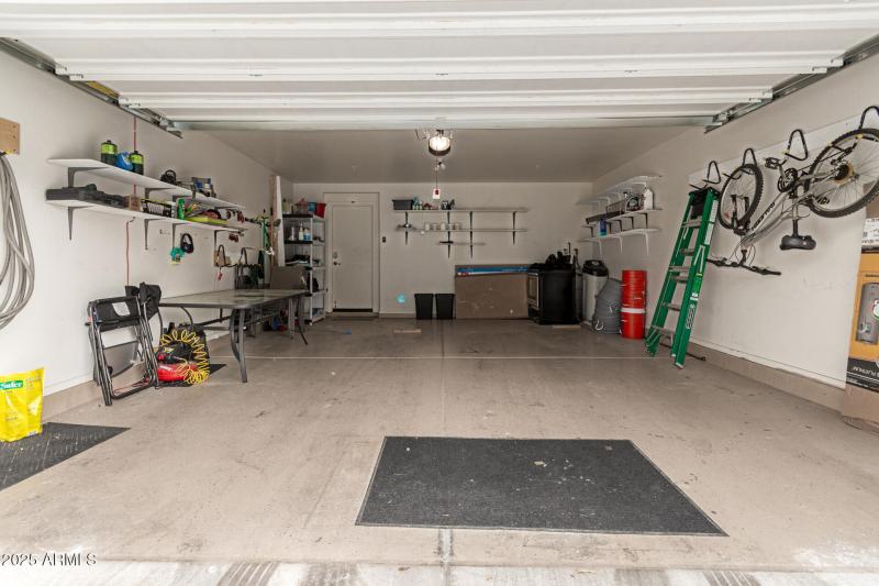 25 Garage