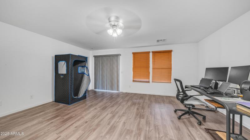 15511 S Bentley Dr (8)