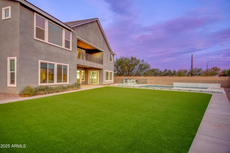 10-3150 S Quinn Ave-10