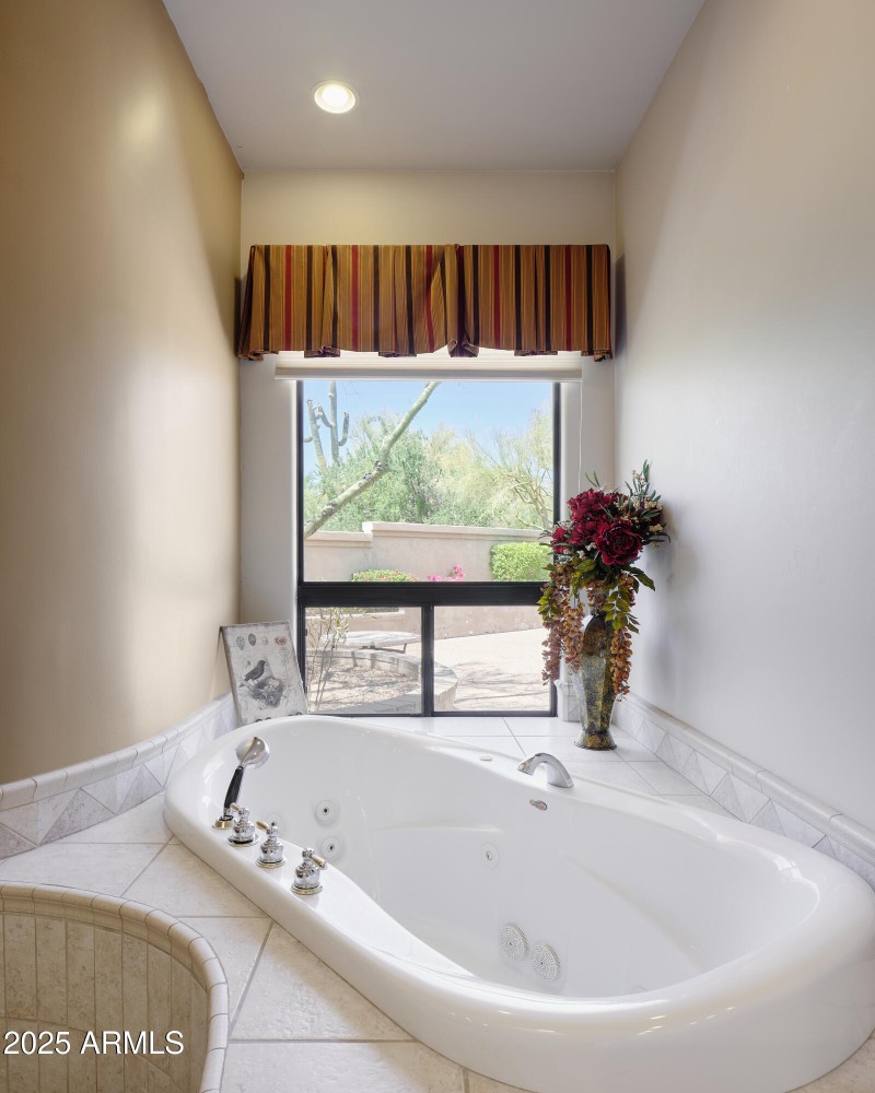 PropertyImageCo_25550NWranglerRd_WEB_17