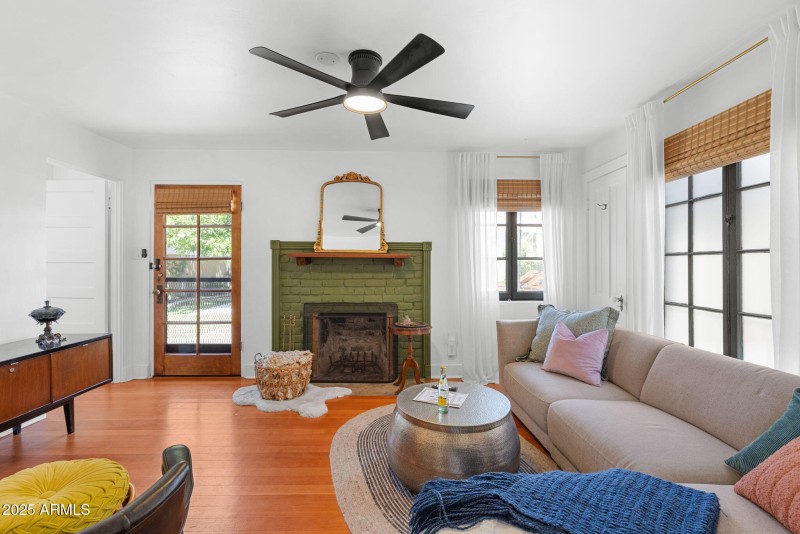 Guest House Living Room