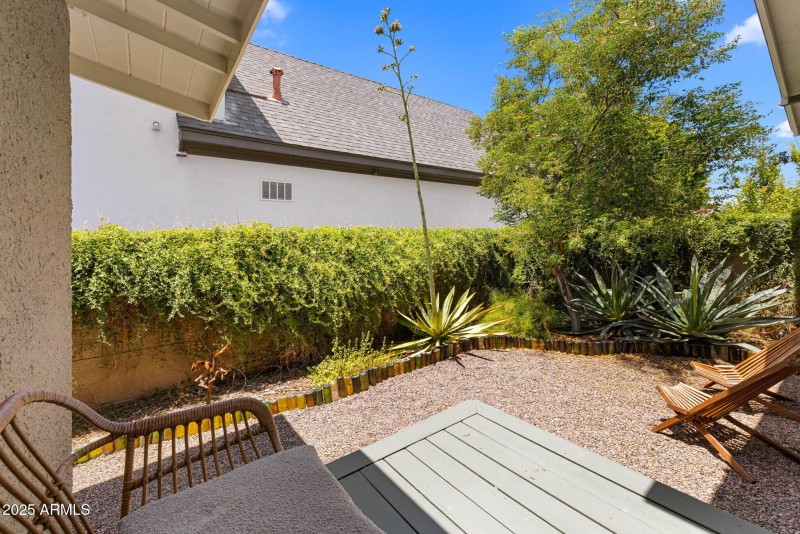 Primary Bedroom Courtyard