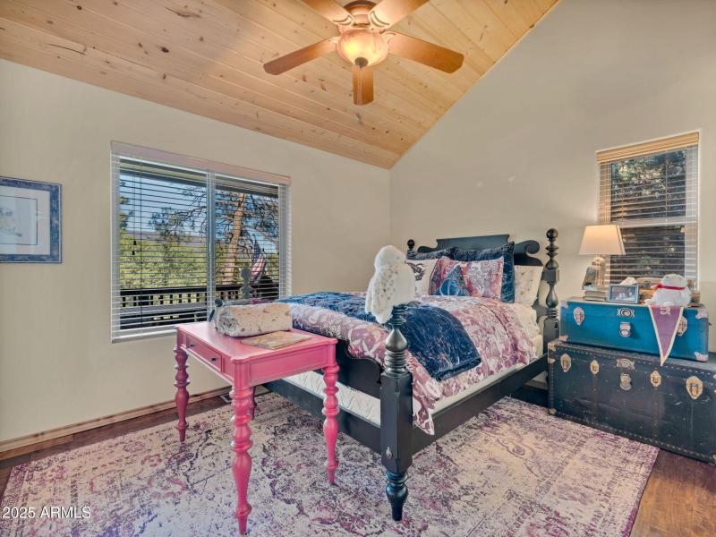 20-web-or-mls-TimberCreekImagery-20