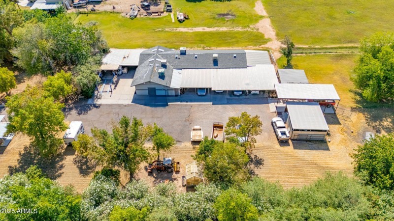 3026 E Backus-Drone-16