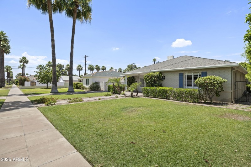 2020 N 11th Ave Phoenix - 210