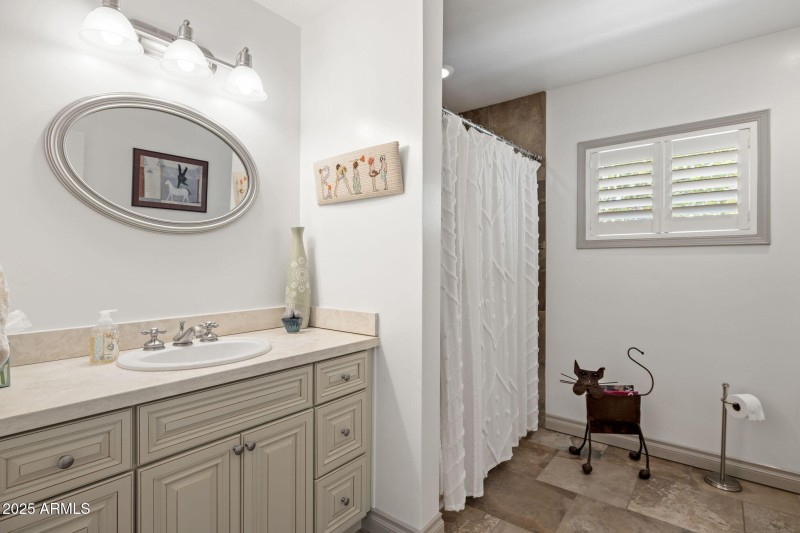 2020 N 11th Ave Phoenix - 294