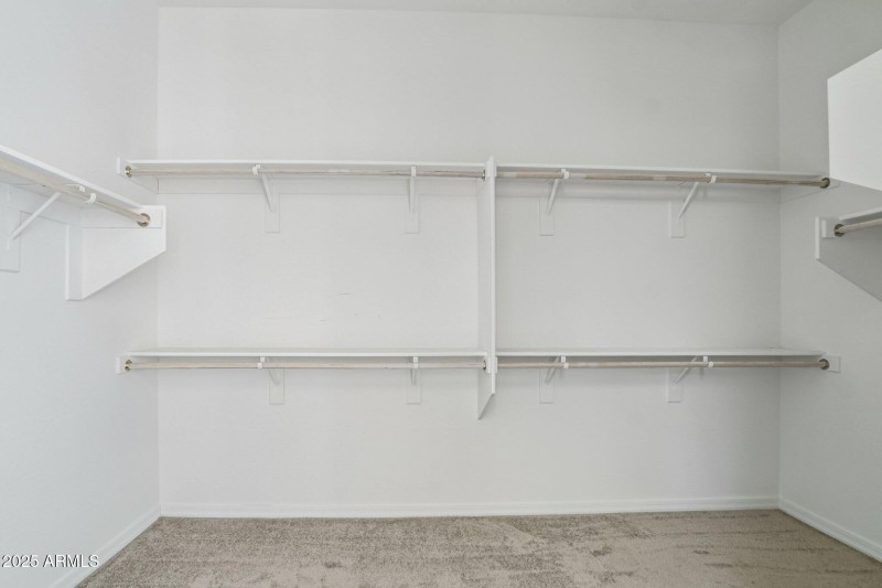 38-web-or-mls-N 185th Ave-S2706-038