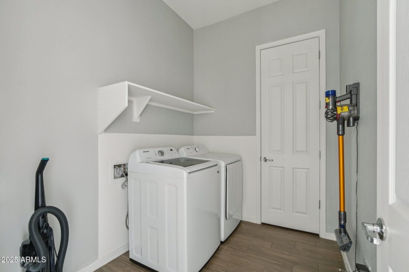 29-web-or-mls-N 185th Ave-S2706-029