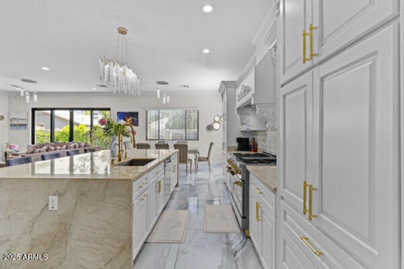 133961122169637601_133961122119503497_DS