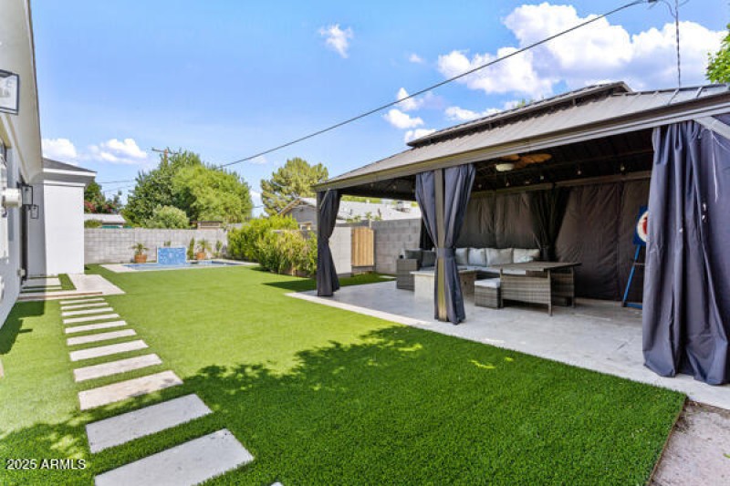 133961122207085497_133961122172375949_DS