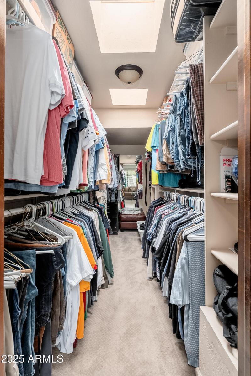 7513 E Buena Terra Way - 35