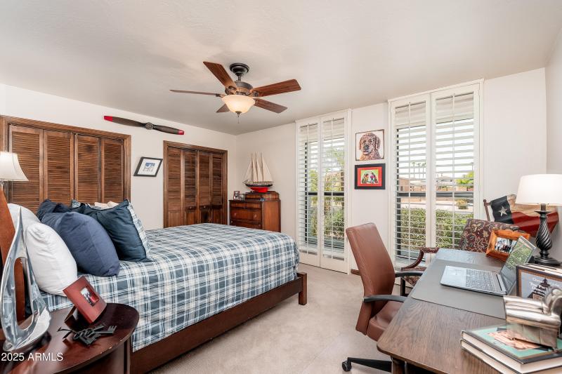 7513 E Buena Terra Way - 36