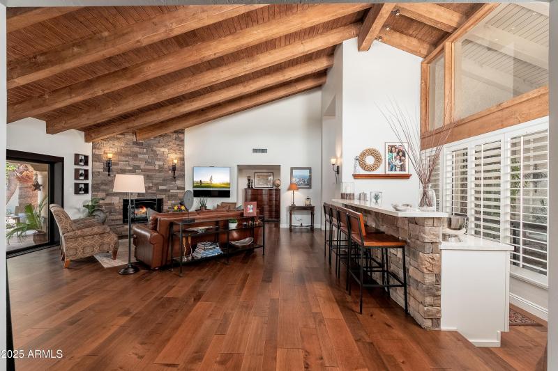 7513 E Buena Terra Way - 20