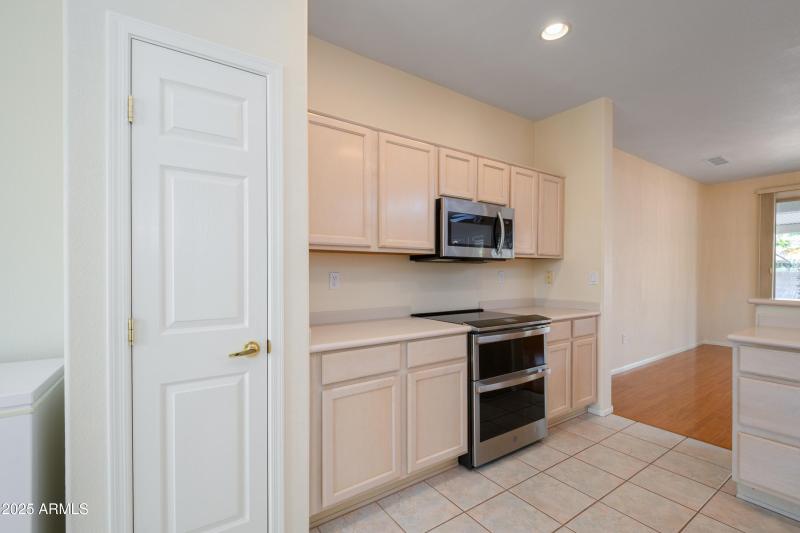 cab Corian type Counters