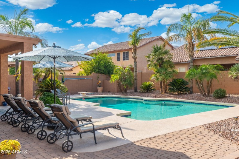 Picture perfect oasis