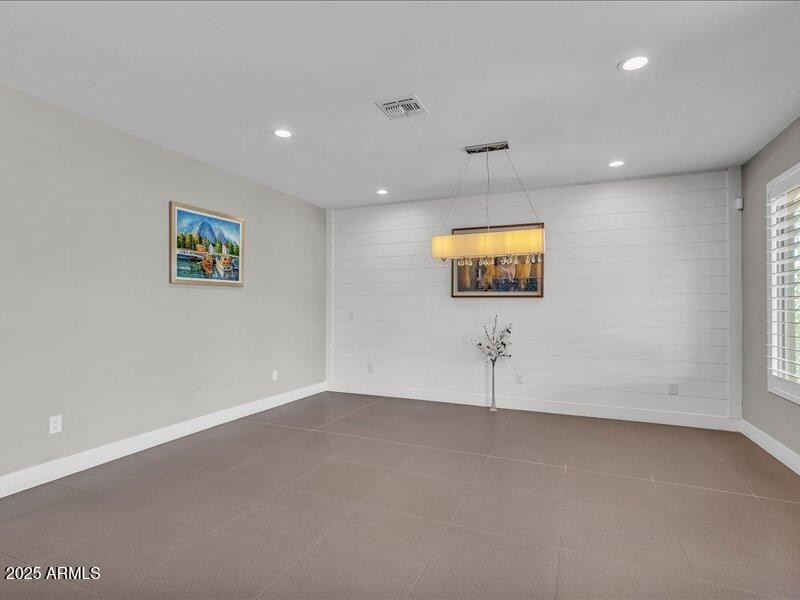 13-1010_E_Pierson_St13