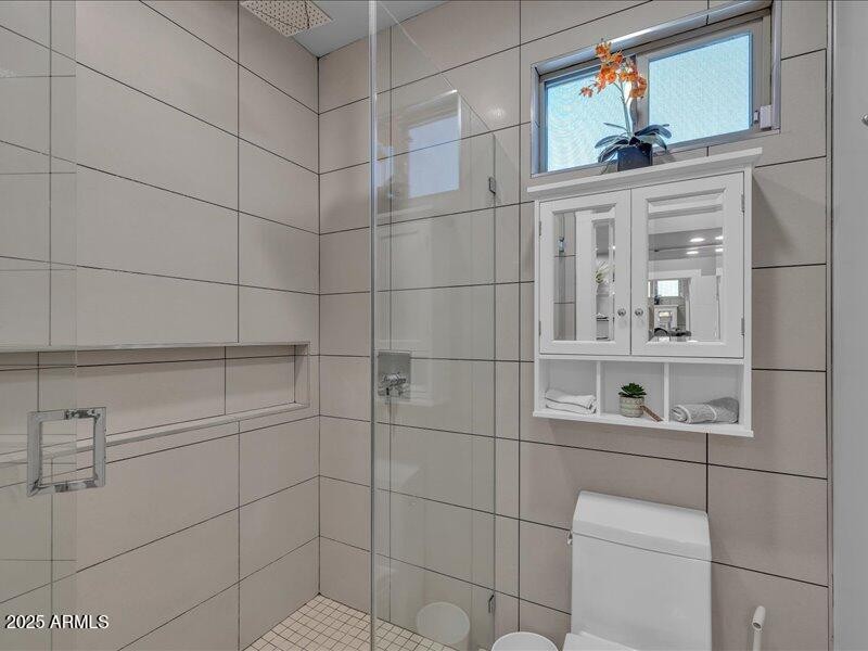 38-1010_E_Pierson_St38