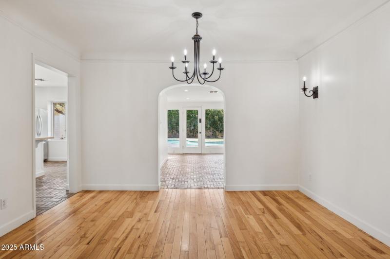 1614 Palmcroft Way SE - Dining