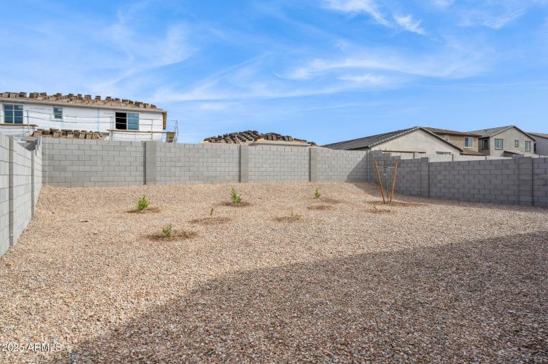 32-web-or-mls-25372-w-sunland-ave-lot-20