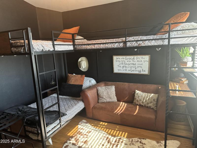 C9E509A5-5CEE-4CCF-A4E6-D323975042A4