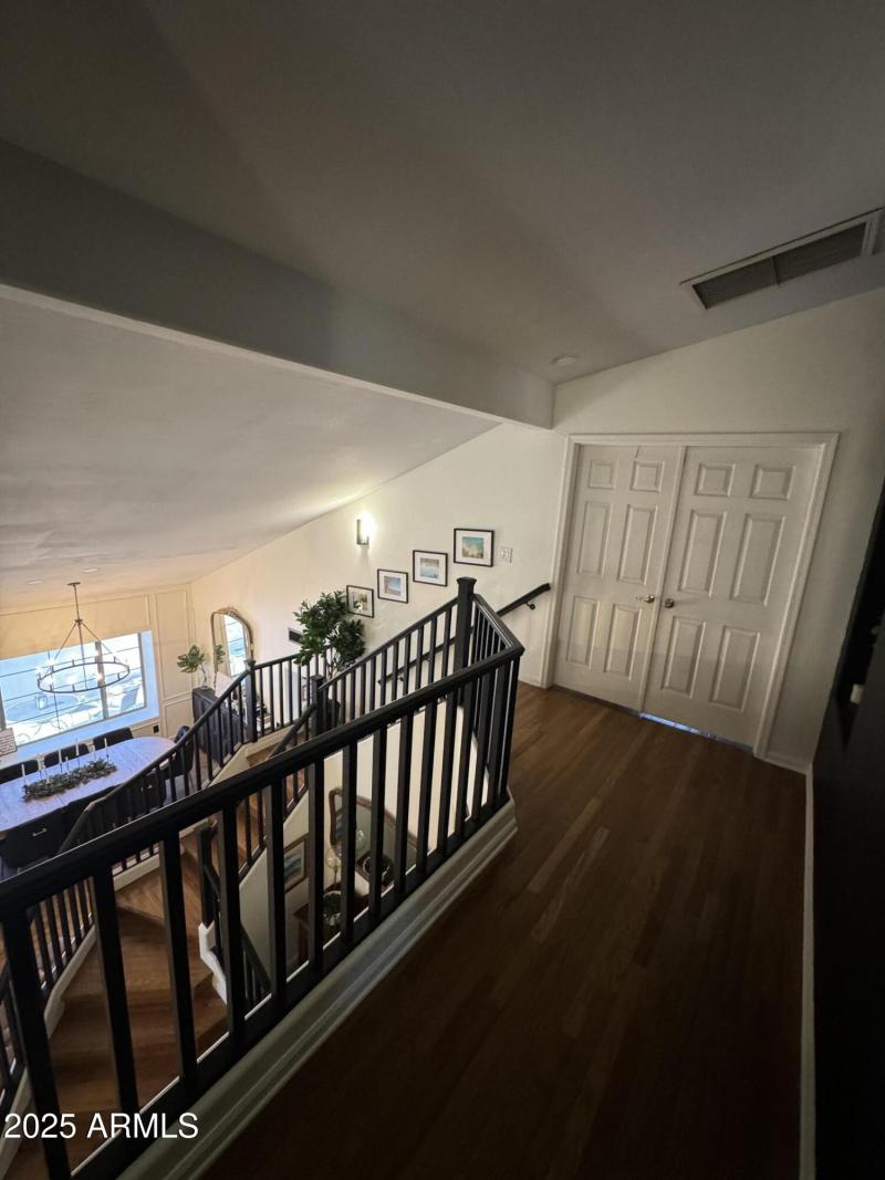 8E77A532-8549-4D1F-8A54-670D0512F113