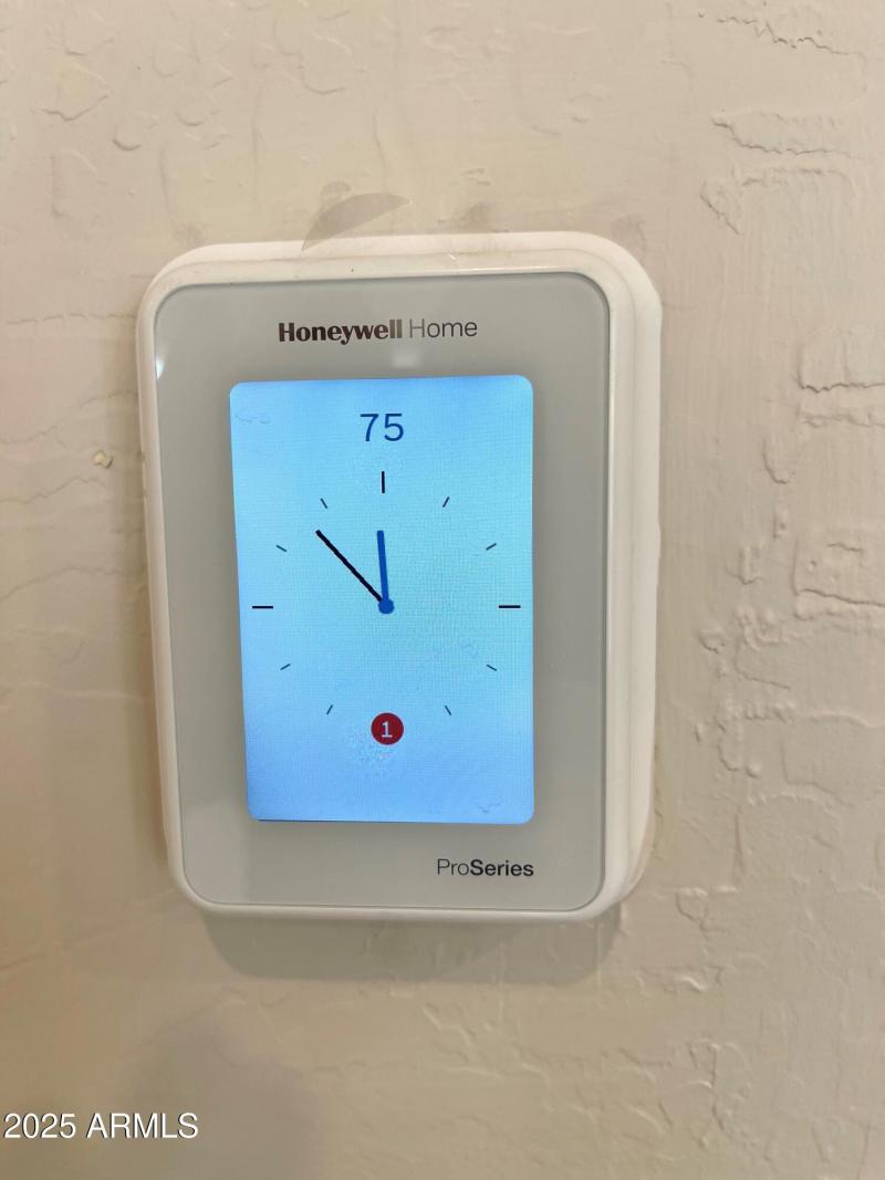 Lot 121 WiFi Thermostat