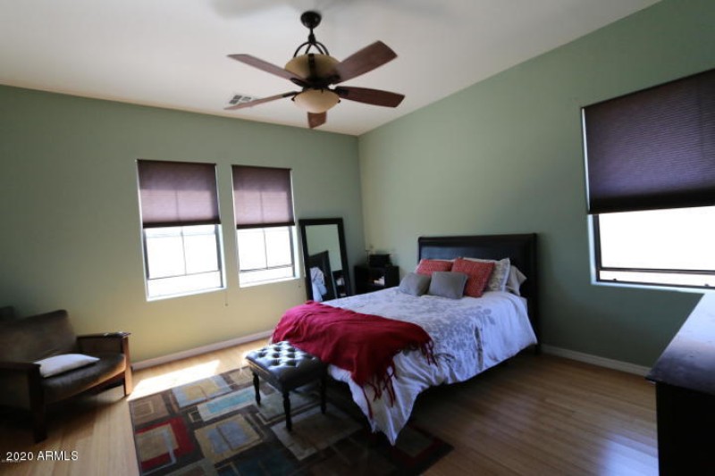 20160403150555384012000000-o