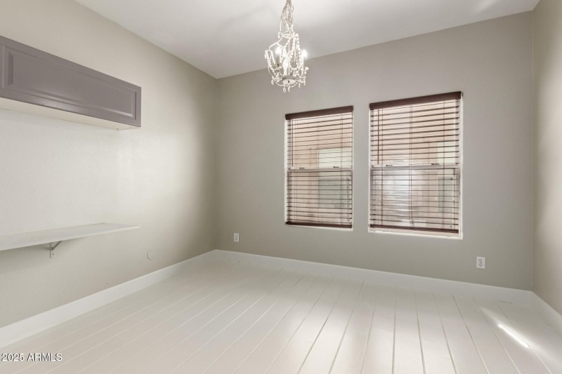 10 Avendia Del Valle