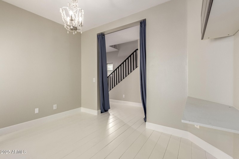 11 Avendia Del Valle