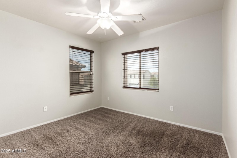 28 Avendia Del Valle