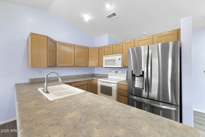 20-web-or-mls-FA9A9481