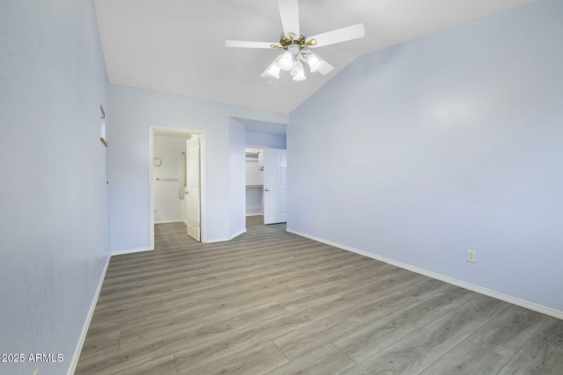 25-web-or-mls-FA9A9511