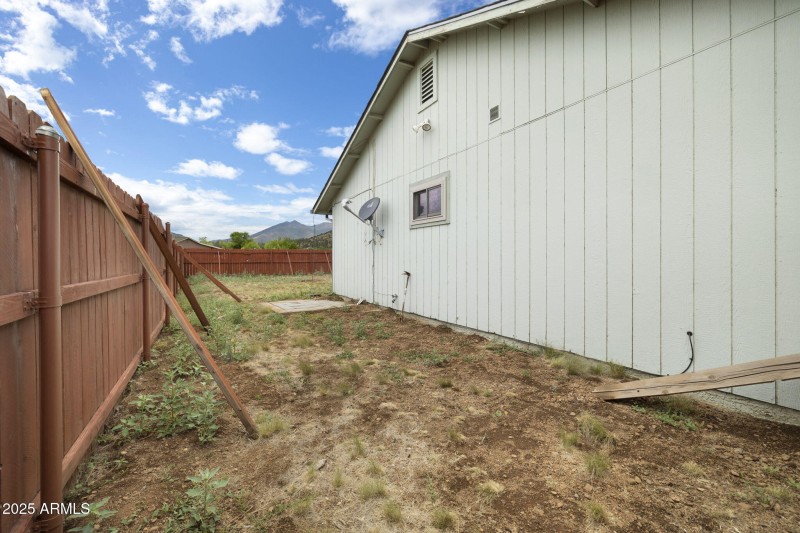 32-web-or-mls-FA9A9551