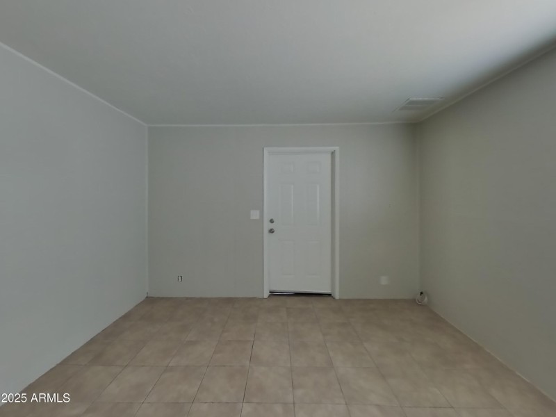 16_pc_qZitXm2dTp_ORgwyVE0zq_layout_0