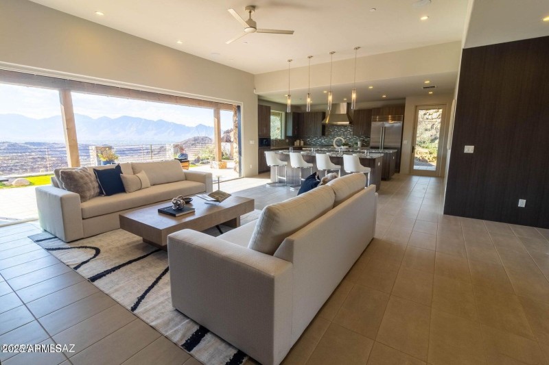 20250704001840162124000000-o