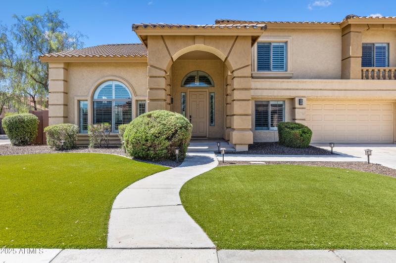 2409 W Quail Track Dr-4