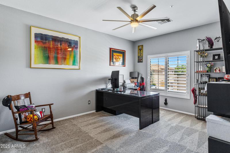 2409 W Quail Track Dr-49