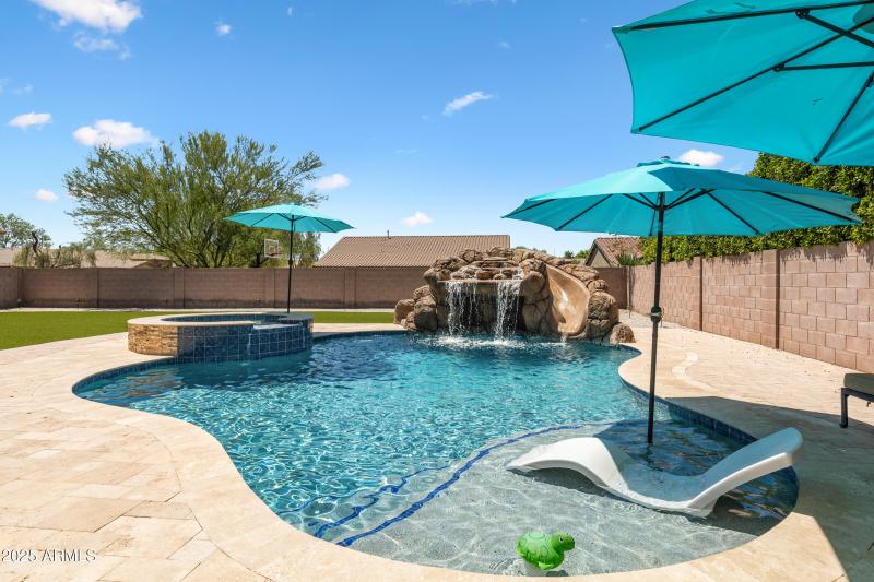 2409 W Quail Track Dr-65